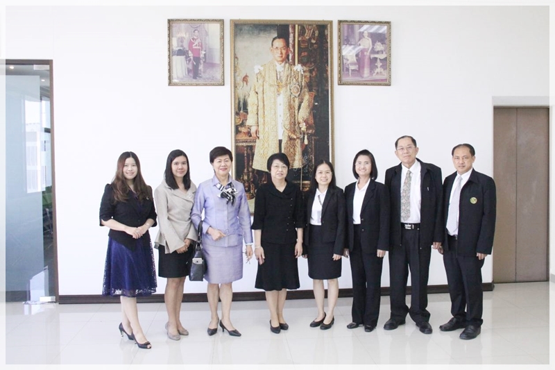 ﻿กรมบังคับคดีร่วมกับคณะนิติศาสตร์ มหาวิทยาลัยรามคำแหงจัดประชุมรับฟังความคิดเห็นต่อผลการดำเนินงานวิจัยเรื่อง “การบังคับคดีกับทรัพย์สินทางปัญญา”